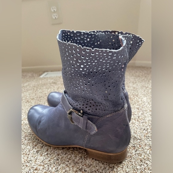 Womens Grey Ankle Boots With Lace Detail - Picture 4 of 12